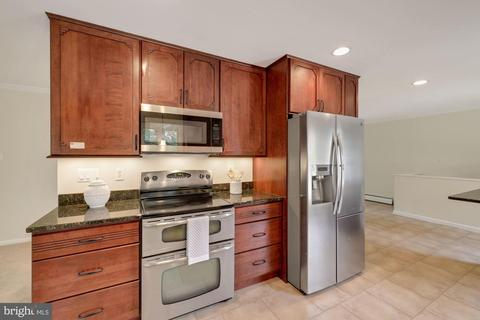 17202 Emerson Dr, Silver Spring, MD 20905 photo 13
