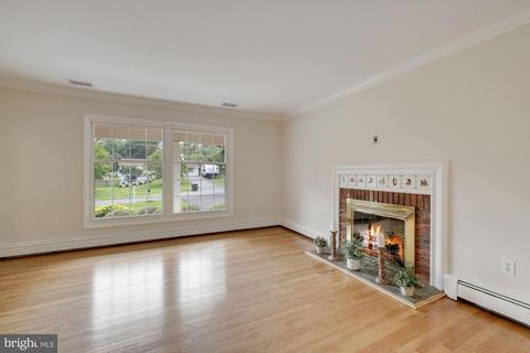 17202 Emerson Dr, Silver Spring, MD 20905 photo 26