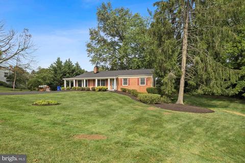 17202 Emerson Dr, Silver Spring, MD 20905 photo 2