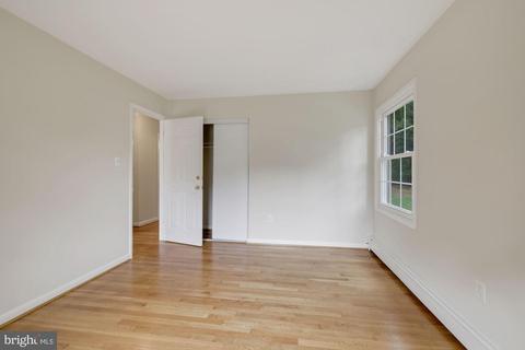 17202 Emerson Dr, Silver Spring, MD 20905 photo 30