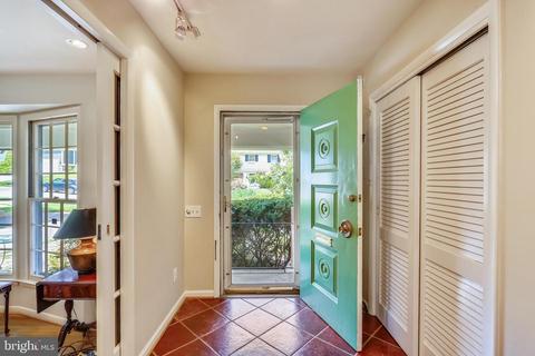 9209 Watson Rd, Silver Spring, MD 20910 photo 17