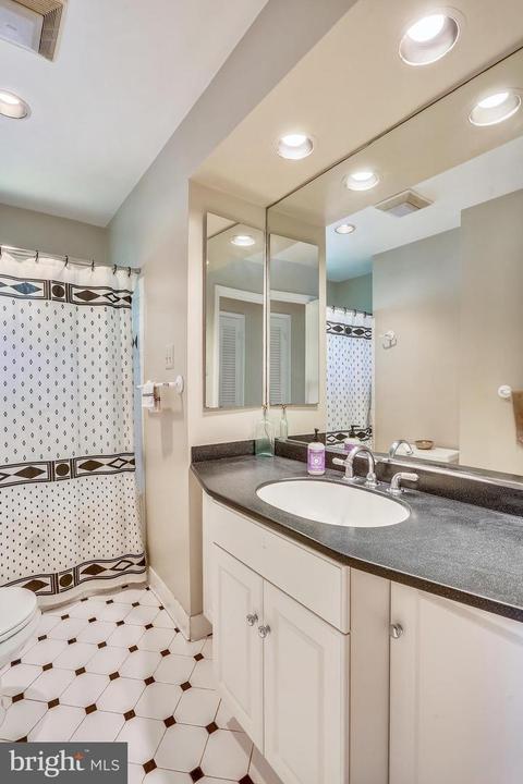 9209 Watson Rd, Silver Spring, MD 20910 photo 29