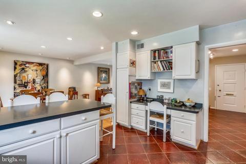 9209 Watson Rd, Silver Spring, MD 20910 photo 10