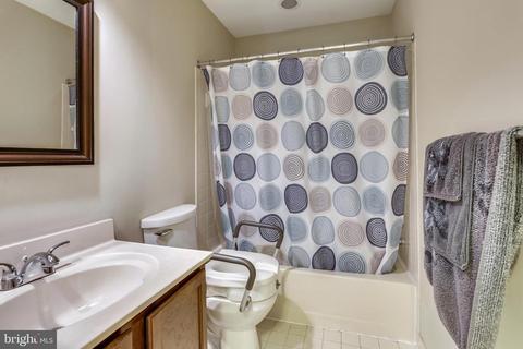 3055 Schubert Dr, Silver Spring, MD 20904 photo 12