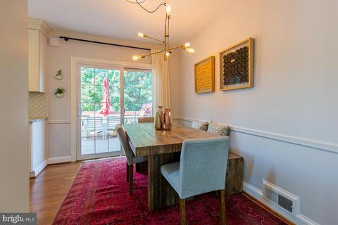 9410 Garwood St, Silver Spring, MD 20901 photo 9