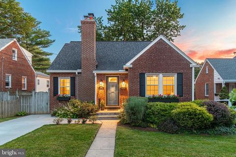 9410 Garwood St, Silver Spring, MD 20901 photo 1
