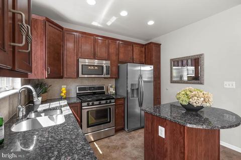 2145 Little Sorrel Way, Silver Spring, MD 20902 photo 6