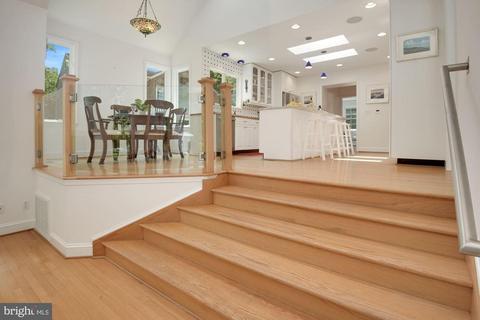 10227 Big Rock Rd, Silver Spring, MD 20901 photo 8
