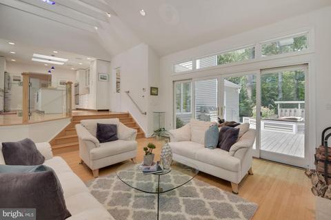 10227 Big Rock Rd, Silver Spring, MD 20901 photo 11