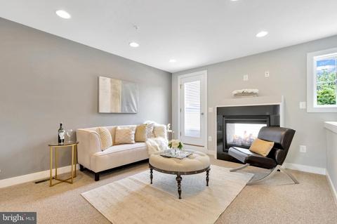 9762 Fields Rd, Gaithersburg, MD 20878 photo 32