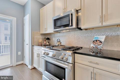 9762 Fields Rd, Gaithersburg, MD 20878 photo 6