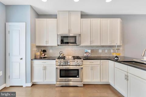 9762 Fields Rd, Gaithersburg, MD 20878 photo 2