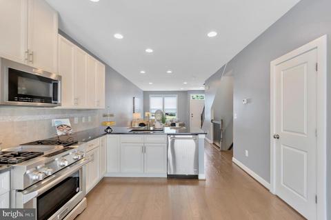 9762 Fields Rd, Gaithersburg, MD 20878 photo 3