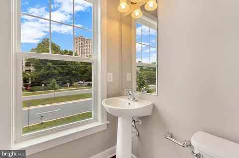 9762 Fields Rd, Gaithersburg, MD 20878 photo 28