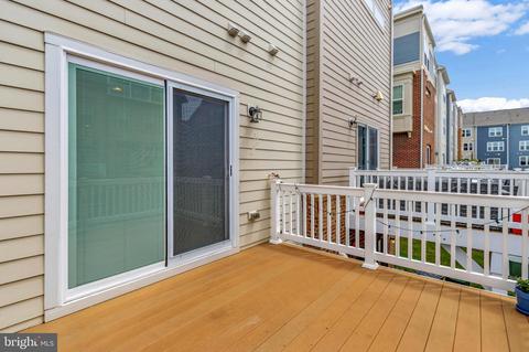 9762 Fields Rd, Gaithersburg, MD 20878 photo 14