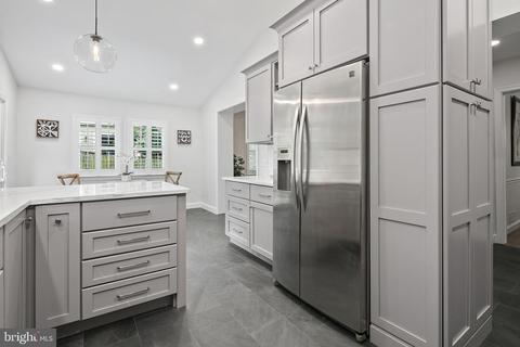 2304 Kimball Pl, Silver Spring, MD 20910 photo 25