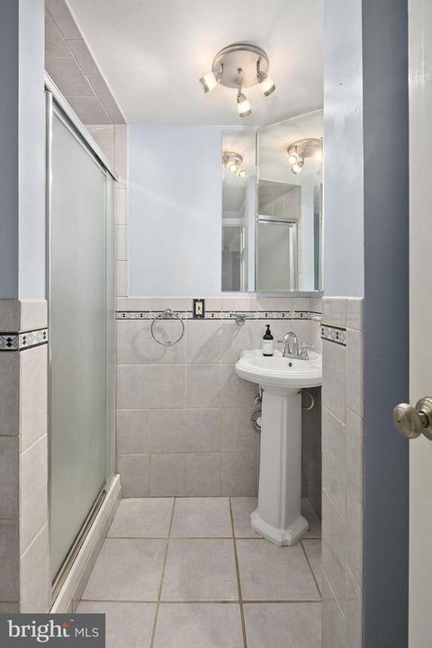 2304 Kimball Pl, Silver Spring, MD 20910 photo 36