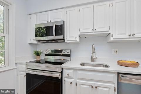 2228 Washington Ave #W-302, Silver Spring, MD 20910 photo 11
