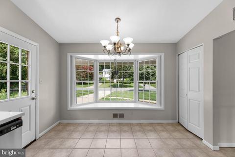 2826 Vixen Ln, Silver Spring, MD 20906 photo 9