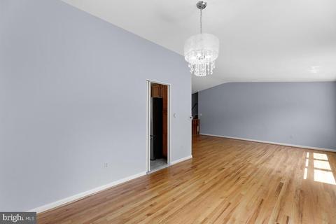 2826 Vixen Ln, Silver Spring, MD 20906 photo 4
