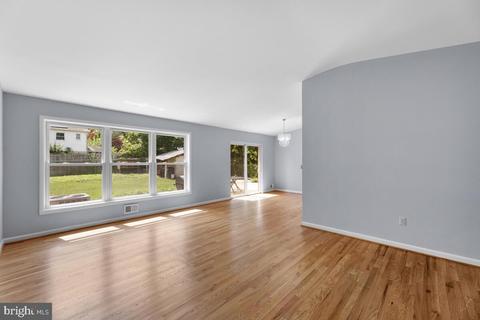 2826 Vixen Ln, Silver Spring, MD 20906 photo 5