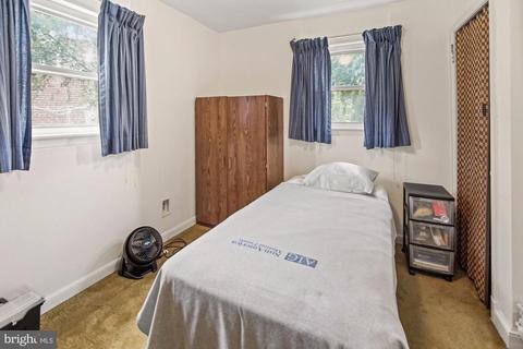2201 Dennis Ave, Silver Spring, MD 20902 photo 9