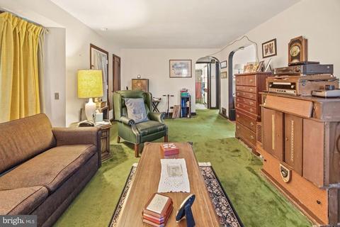 2201 Dennis Ave, Silver Spring, MD 20902 photo 4