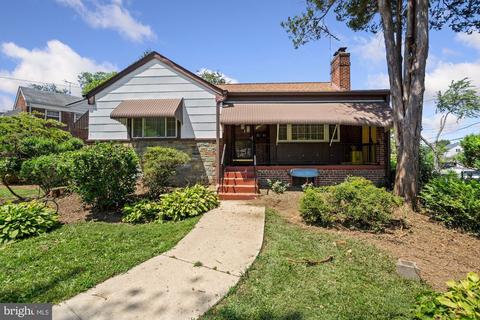2201 Dennis Ave, Silver Spring, MD 20902 photo 1