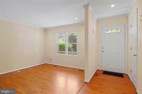 123 Kinsman View Cir, Silver Spring, MD 20901 photo 8