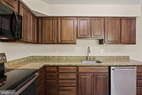 123 Kinsman View Cir, Silver Spring, MD 20901 photo 13