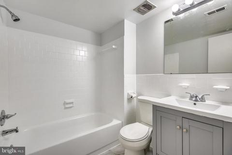 2109 Walsh View Ter #12-303, Silver Spring, MD 20902 photo 22