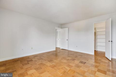 2109 Walsh View Ter #12-303, Silver Spring, MD 20902 photo 30