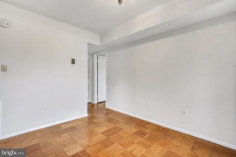2109 Walsh View Ter #12-303, Silver Spring, MD 20902 photo 26