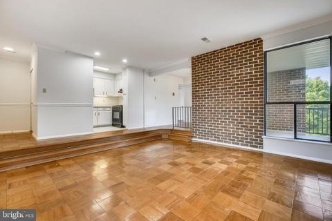 2109 Walsh View Ter #12-303, Silver Spring, MD 20902 photo 13