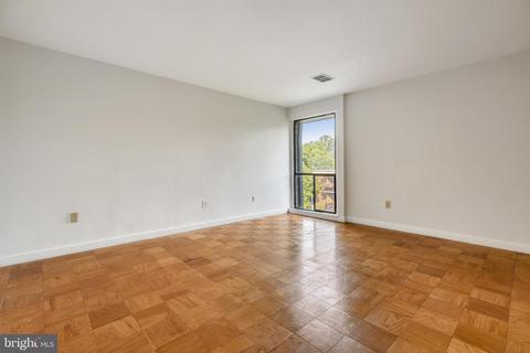 2109 Walsh View Ter #12-303, Silver Spring, MD 20902 photo 28