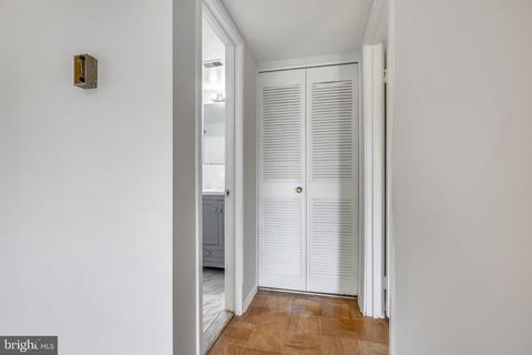 2109 Walsh View Ter #12-303, Silver Spring, MD 20902 photo 24