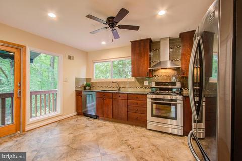 14813 Stonegate Ter, Silver Spring, MD 20905 photo 12