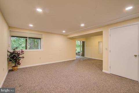 14813 Stonegate Ter, Silver Spring, MD 20905 photo 30