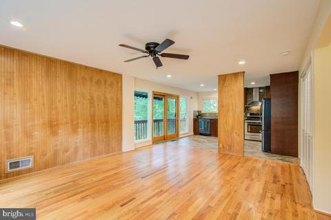 14813 Stonegate Ter, Silver Spring, MD 20905 photo 16