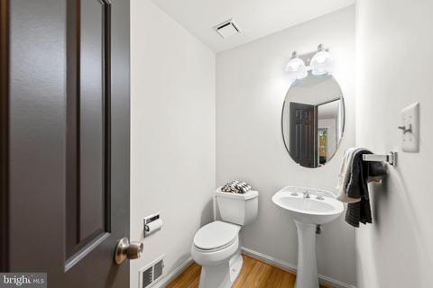 11413 Catalina Ter, Silver Spring, MD 20902 photo 15