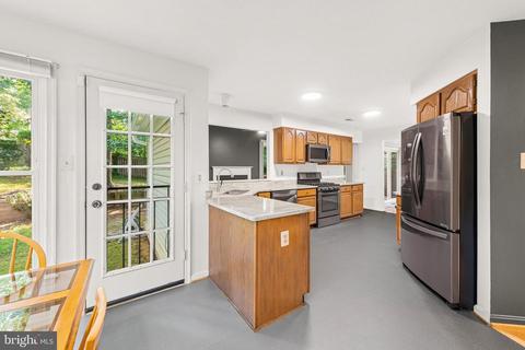 11413 Catalina Ter, Silver Spring, MD 20902 photo 13