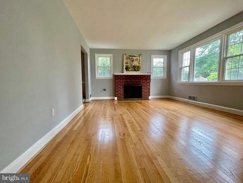 2711 Plyers Mill Rd, Silver Spring, MD 20902 photo 9