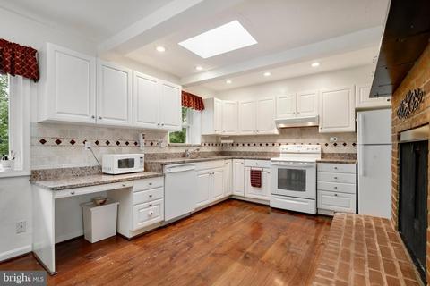 12814 Baker Dr, Silver Spring, MD 20904 photo 17