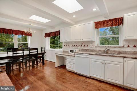 12814 Baker Dr, Silver Spring, MD 20904 photo 21