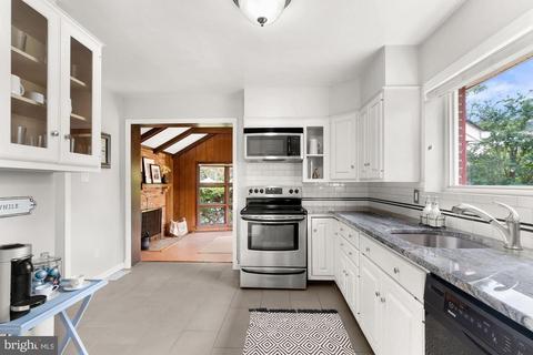 314 Burnt Mills Ave, Silver Spring, MD 20901 photo 10