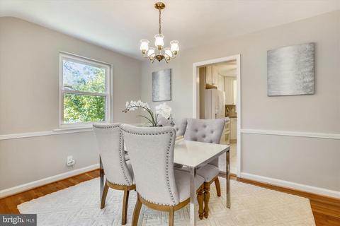 1609 Cody Dr, Silver Spring, MD 20902 photo 8