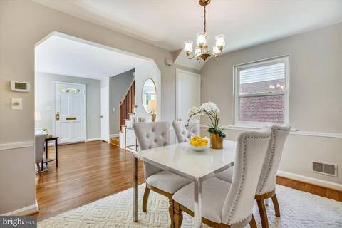 1609 Cody Dr, Silver Spring, MD 20902 photo 9
