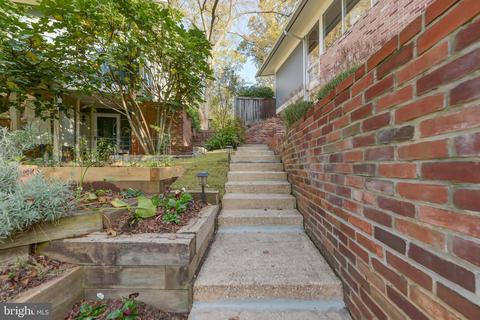4012 Rickover Rd, Silver Spring, MD 20902 photo 2