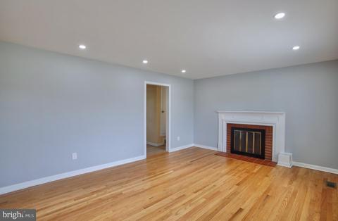 12500 Dalewood Dr, Silver Spring, MD 20906 photo 3