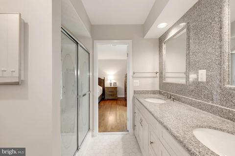 9809 Hall Rd, Potomac, MD 20854 photo 29